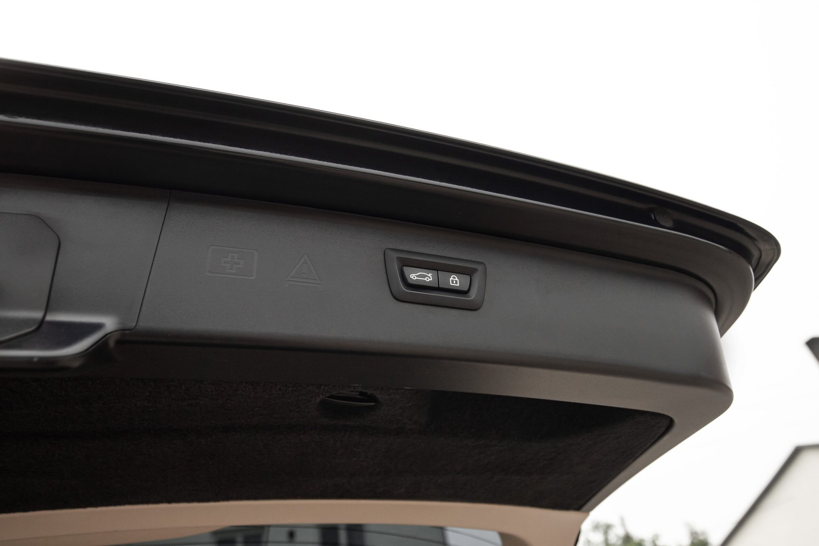 
								BMW 525D FACELIFT 2.0D 160KW full									