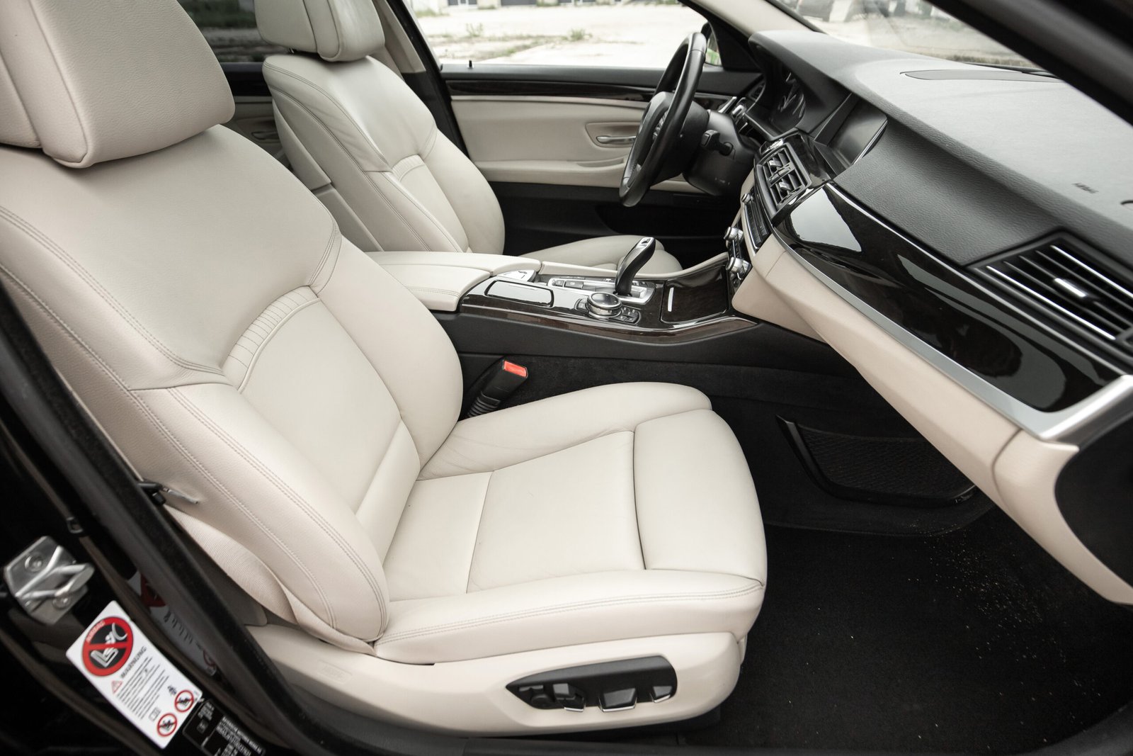 
								BMW 525D FACELIFT 2.0D 160KW full									