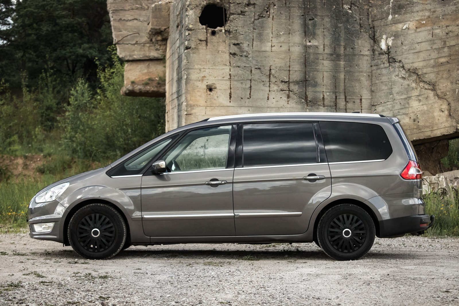 
								FORD GALAXY TITANIUM 2.0D 100KW FACELIFT full									