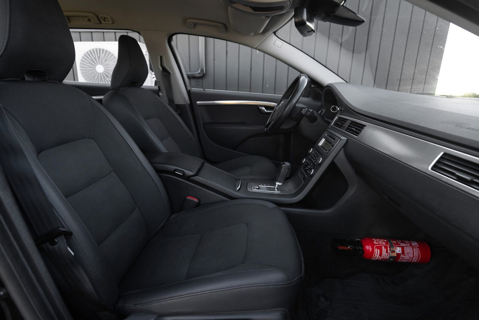 VOLVO V70 MOMENTUM 2.0D 120KW full